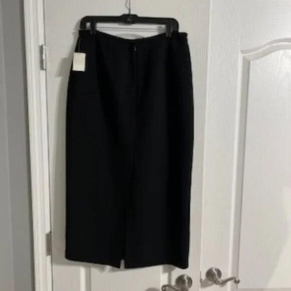 Liz Claiborne Women's Maxi Black Skirt Lined With Slit In Back 12 NWT - Picture 2 of 14